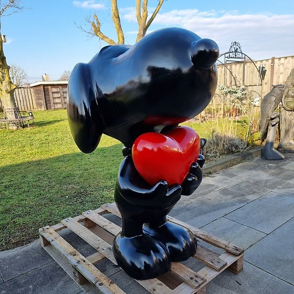 Œuvre Pop Art « Snoopy » exposée au gîte-galerie Cit'Art à Namur